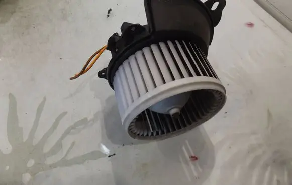 Heater fan/blower