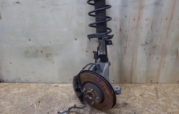 Volvo V40 Front shock absorber with coil spring 2961610