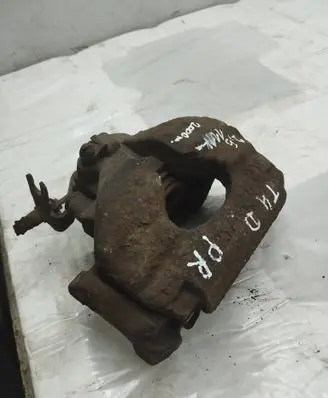Volkswagen Transporter - Caravelle T4 Front brake caliper