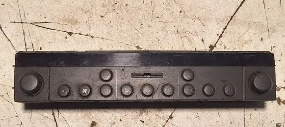 Opel Omega B2 Climate control unit 24449677 69382201 3641