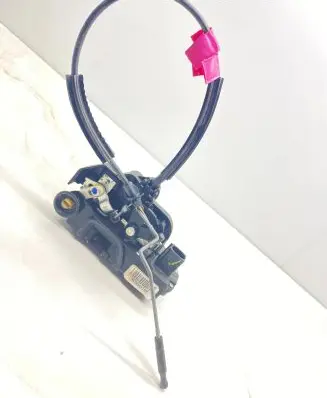 Cadillac SRX Rear door lock R25843168