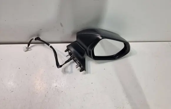 Toyota Yaris Cross Front door electric wing mirror 10201200