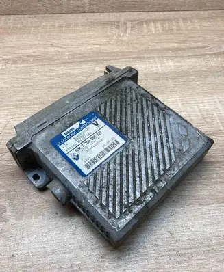 Volvo S40, V40 Engine control unit/module ECU HOM7700868321 7700103515A
