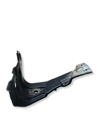 Volkswagen PASSAT CC Fender mounting bracket 3C8821141