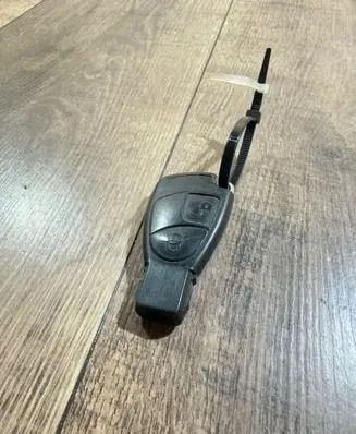 Mercedes-Benz C W203 Ignition key/card 