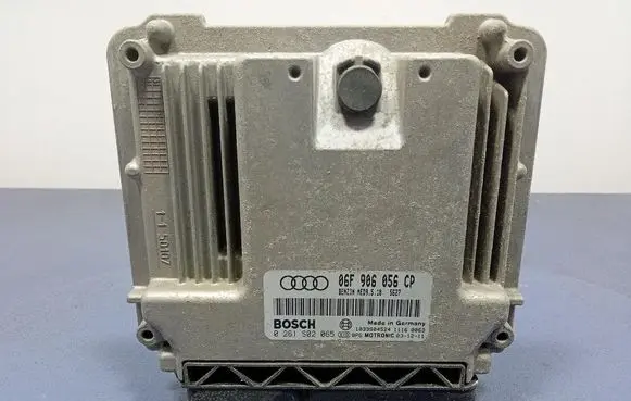 Audi A3 S3 8P Engine control unit/module ECU 06F906056CP
