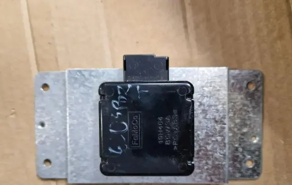 Ford Ecosport Antenna control unit CN1T