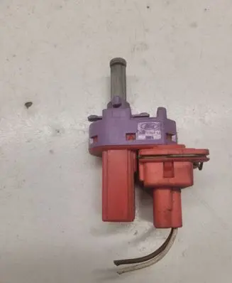 Clutch pedal sensor