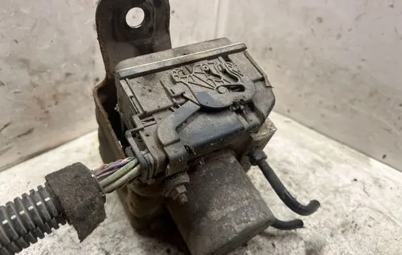 Peugeot 607 ABS Pump