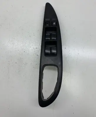 Nissan Primera Electric window control switch 25401AV640 80961AV660