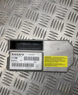 Volvo V70 Airbag control unit/module P30667469 0285001655