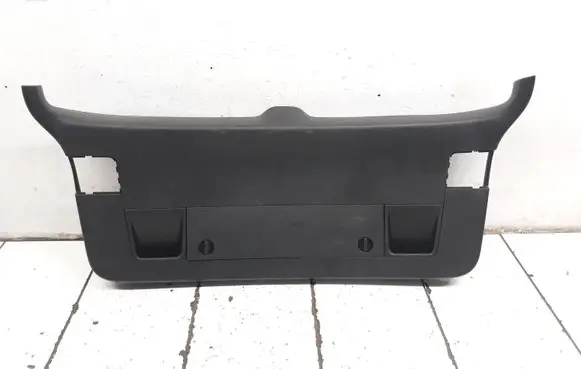 Volkswagen PASSAT B6 Tailgate/boot lid cover trim 3C9867605D 3C9867605E