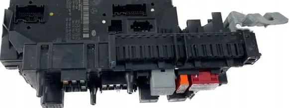 Mercedes-Benz E C207 W207 Fuse box set 2129060005