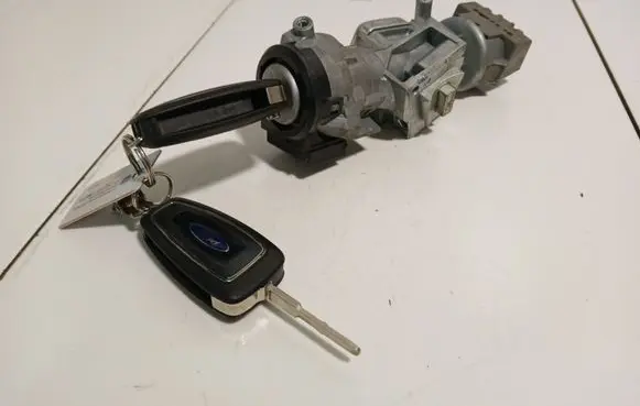 Ford Focus Ignition lock 3M513F880AE