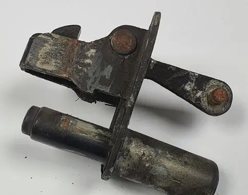 Mercedes-Benz 190 W201 Engine bonnet/hood lock/latch loop/hook 