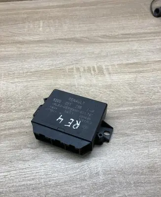 Renault Laguna II Parking PDC control unit/module 8200051286F 601747