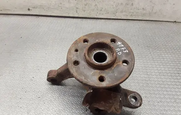 Mercedes-Benz Vito Viano W638 Front wheel hub spindle knuckle