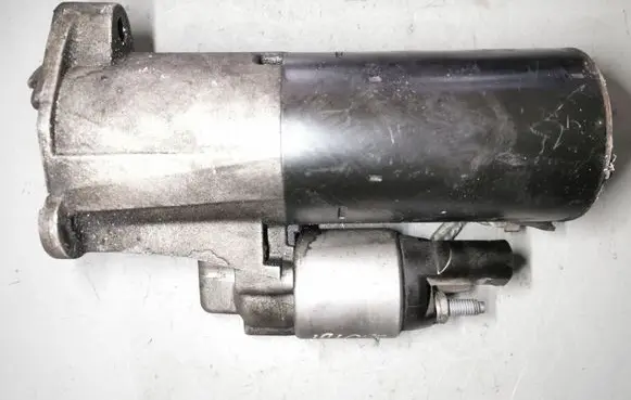 Audi A4 S4 B7 8E 8H Starter motor 03G911023 0001125053