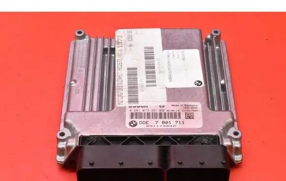 BMW X3 E83 Engine control unit/module ECU DDE7801711