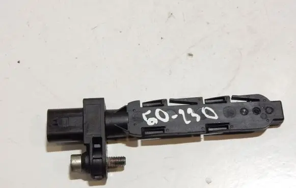 BMW X5 E70 Crankshaft position sensor 7806782 60230