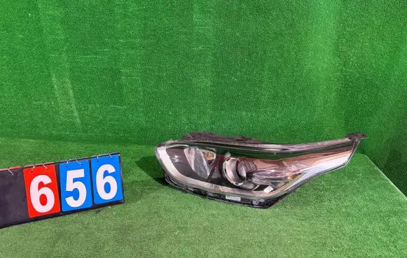 KIA Ceed Headlight/headlamp