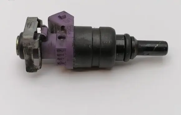 Mercedes-Benz CLK A208 C208 Fuel injector 0000787249