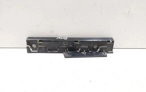 BMW 5 E60 E61 Front bumper mounting bracket 51777066228 7066228