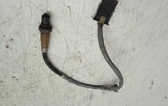 BMW 5 F10 F11 Lambda probe sensor 758912203
