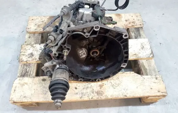 Fiat Punto Evo Manual 5 speed gearbox 55181588