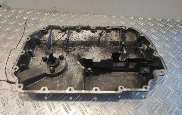 Oil sump