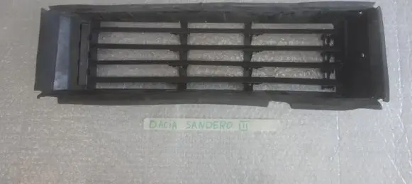 Dacia Sandero III Radiator trim 214F60895R