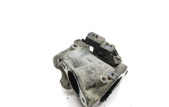 Citroen C4 Grand Picasso Other engine bay part 9801292180