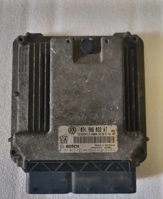 Volkswagen Crafter Engine control unit/module 074906032AT