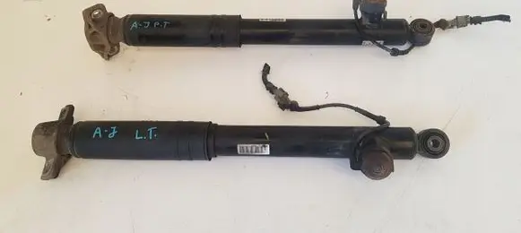 Opel Zafira C Rear shock absorber/damper 13357179