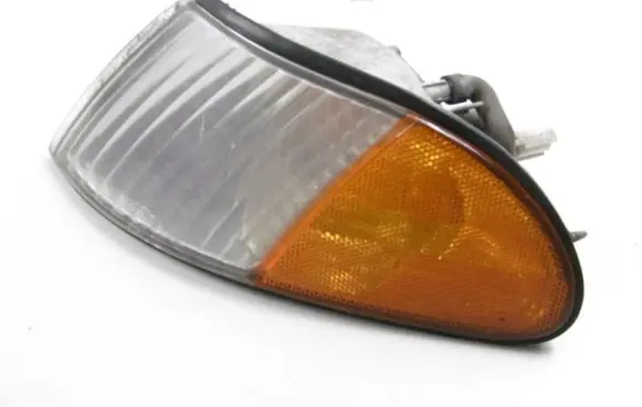 Hyundai Sonata Front indicator light