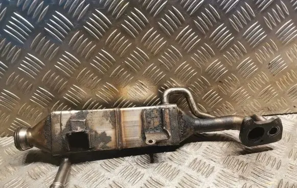 Mercedes-Benz CLK A209 C209 EGR valve cooler 6421400175