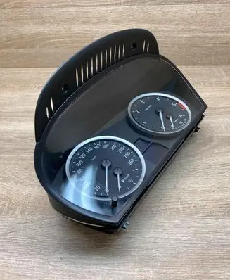 BMW 5 E60 E61 Speedometer (instrument cluster) 6974576 110080213