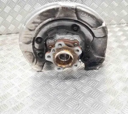 BMW 7 G11 G12 Rear wheel hub 6861801 6861135