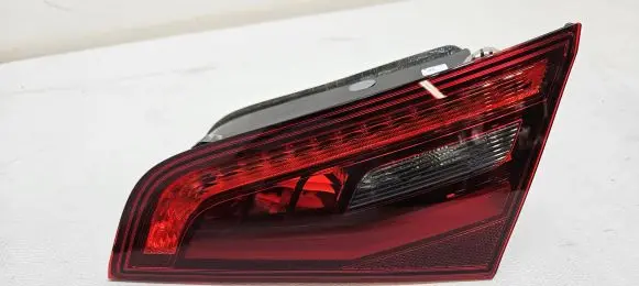 Audi A3 S3 8V Tailgate rear/tail lights 8V4945094A
