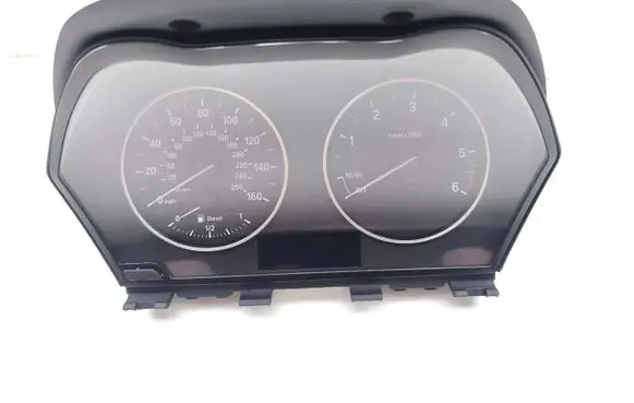 BMW 1 F20 F21 Speedometer (instrument cluster) 9275096 17649411 62109275096