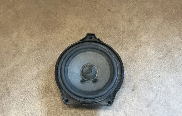 Mercedes-Benz C W205 Panel speaker A2058200902