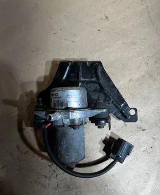 Volvo XC70 Vacuum pump 30630398 00848701