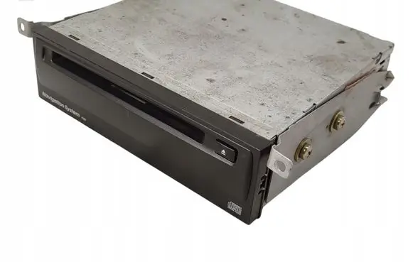 Mitsubishi Space Star CD/DVD changer MZ312139
