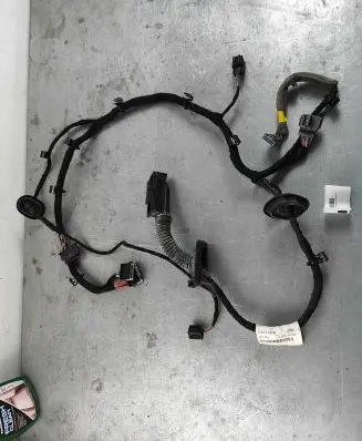 Volvo XC90 Front door wiring loom 31844121
