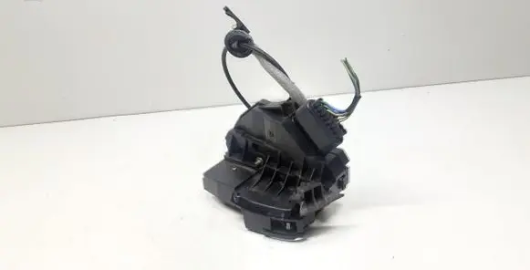Volvo V60 Front door lock 31301740