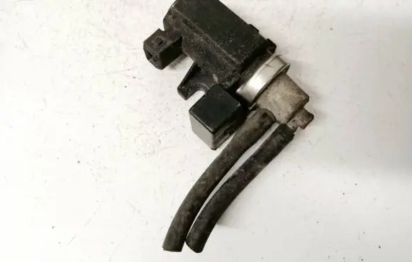 KIA Sorento Turbo solenoid valve 72190316