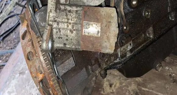 Mazda Premacy Starter motor M000T80381