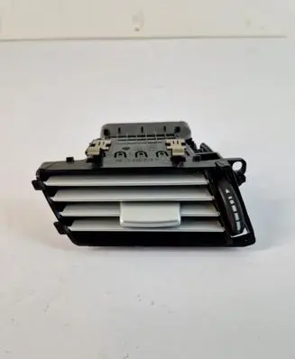 Mercedes-Benz E W212 Dash center air vent grill A2128300154