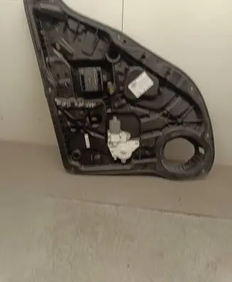 Mercedes-Benz ML W166 Rear door window regulator with motor A1667300279 A2047601634 A1667300292