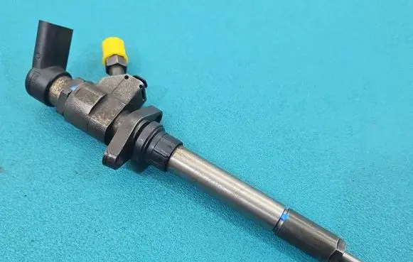 Citroen C4 Grand Picasso Fuel injector 9658194180 IMPRK1545263